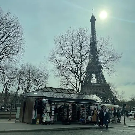 Agreable Et Bien Situe - Close Eiffel Tower *