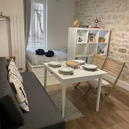 Agreable Et Bien Situe - Close Eiffel Tower
